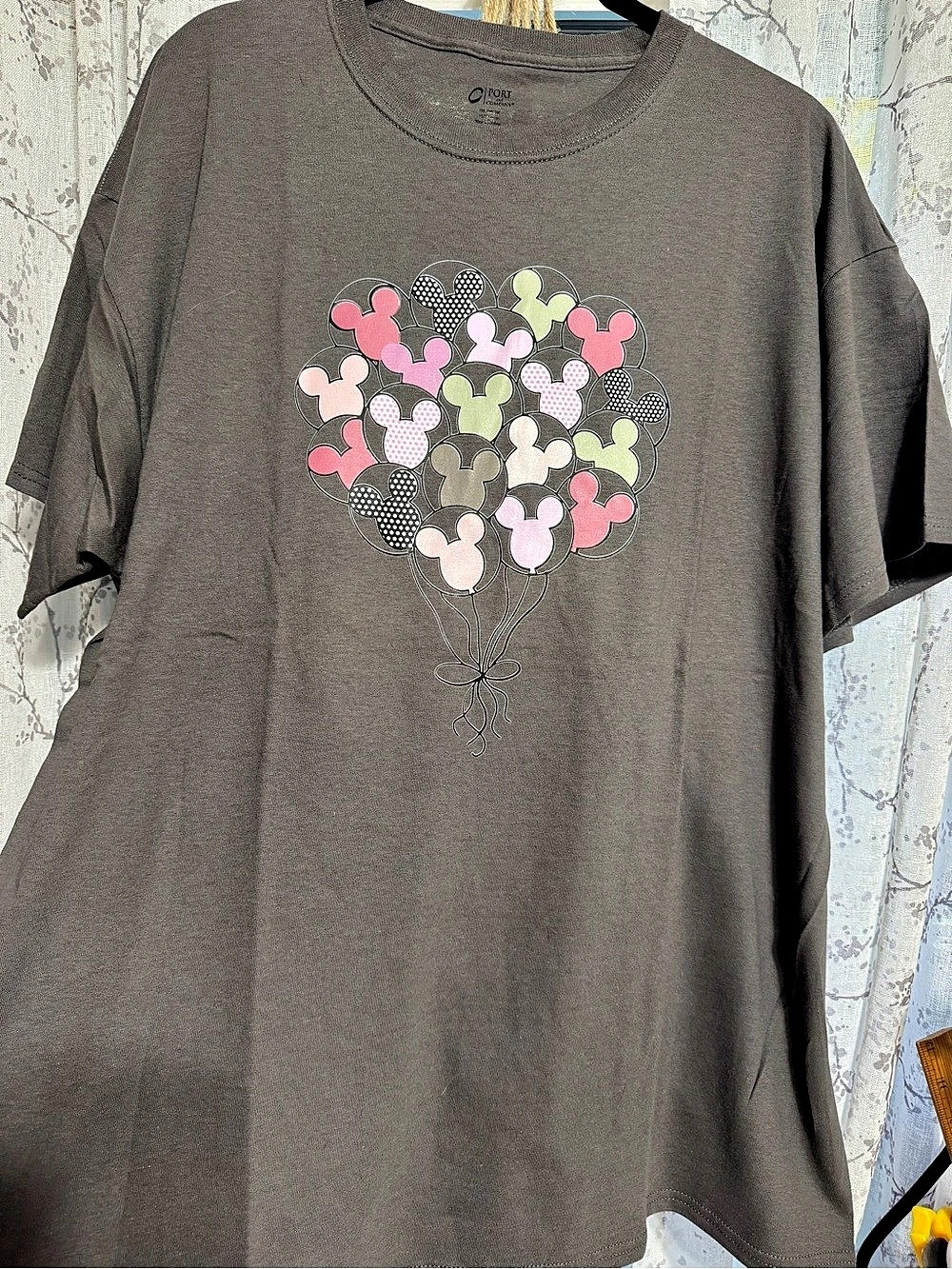 Graphic Tee mickey balloons. Size Medium- New